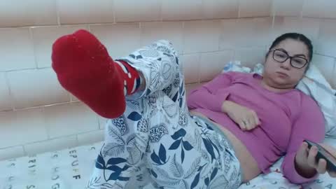 Snapshot of fuck_my_face chatting on 01.12.25 Ella online show from 01.12.25