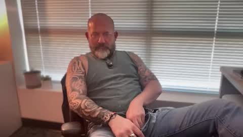 fuckadilf online show from 04.21.26