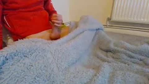 Snapshot of fuckbeatb chatting on 11.21.25 fuckbeatb online show from 11.21.25