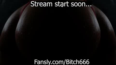 Snapshot of fuckbitoni chatting on 05.05.26 online show from 05.05.26