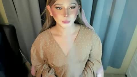 R A I N M O R A L E S  G M A I L . C O M online show from 04.21.26