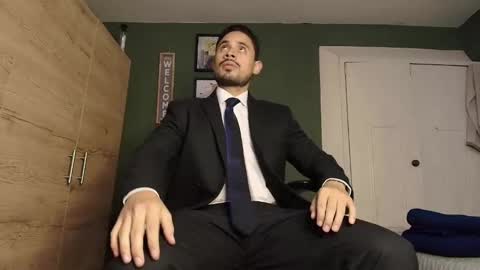 SERGIO THE SEX LAWYER online show from 10.25.25