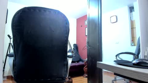 Snapshot of fuckerwate chatting on 04.26.26 SERGIO THE SEX LAWYER online show from 04.26.26