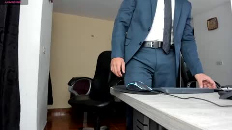 Snapshot of fuckerwate chatting on 05.03.26 SERGIO THE SEX LAWYER online show from 05.03.26