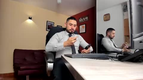 Snapshot of fuckerwate chatting on 07.16.26 SERGIO THE SEX LAWYER online show from 07.16.26