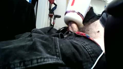 Snapshot of fuckmeallday1975 chatting on 02.26.26 fuckmeallday1975 online show from 02.26.26