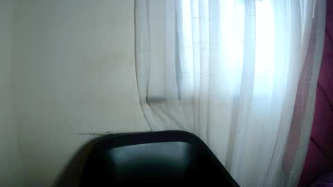 fuckmehot4 online show from 11.14.25