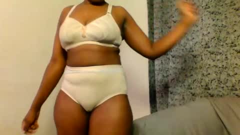 Snapshot of fuckpussy_18 chatting on 02.13.26 fuckpussy_18 online show from 02.13.26