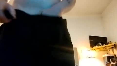 Snapshot of fucuhard420 chatting on 10.05.25 pothead420 online show from 10.05.25