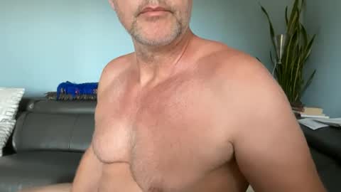 Snapshot of fuertecock chatting on 06.17.26 Gregorio online show from 06.17.26