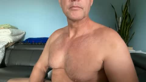 Snapshot of fuertecock chatting on 07.12.26 Gregorio online show from 07.12.26
