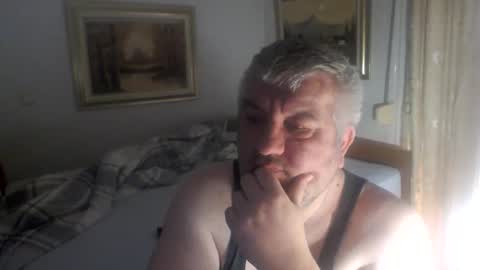 Snapshot of fukingcrazy chatting on 04.25.26 fukingcrazy online show from 04.25.26