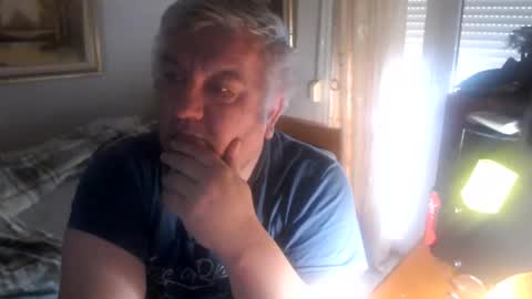 Snapshot of fukingcrazy chatting on 05.17.26 fukingcrazy online show from 05.17.26