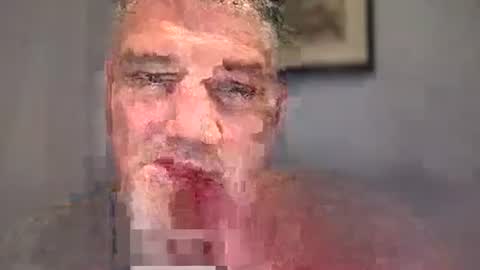 Snapshot of fullback_15 chatting on 11.22.25 fullback_15 online show from 11.22.25