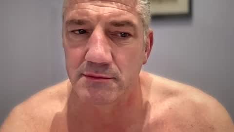 Snapshot of fullback_15 chatting on 02.20.26 fullback_15 online show from 02.20.26