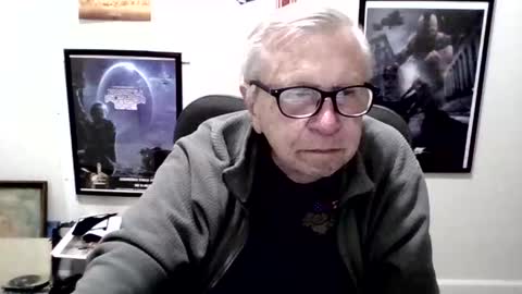 Snapshot of funclemike chatting on 04.30.26 funclemike online show from 04.30.26