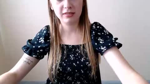 Snapshot of funemma000 chatting on 07.17.26 Emma online show from 07.17.26