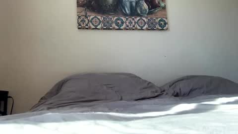 Linnys Palace online show from 11.03.25