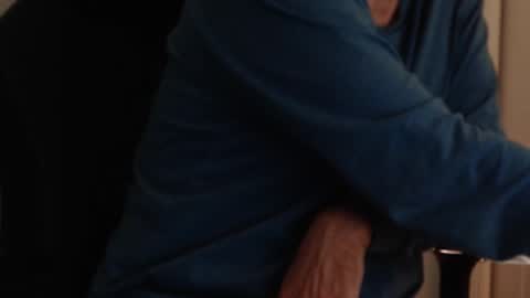 Snapshot of funnyme1234 chatting on 12.01.25 jerry online show from 12.01.25