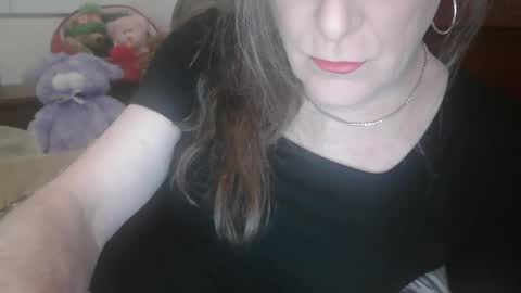 Jessie Love online show from 01.04.25