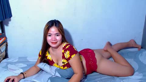 Snapshot of fure_asianpinay chatting on 02.24.26 DANIELA online show from 02.24.26