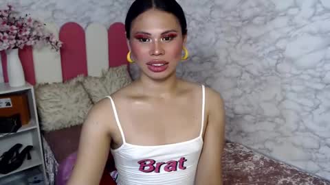 Snapshot of fuschiafucker chatting on 02.19.25 fuschiafucker online show from 02.19.25