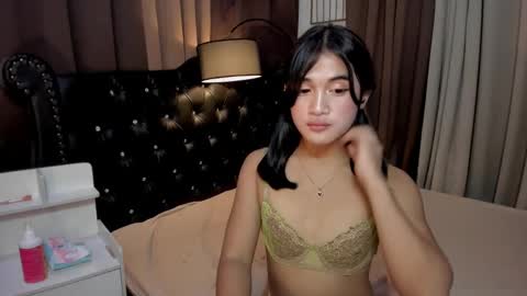 Snapshot of fushiaashley chatting on 01.17.25 ASHLEY online show from 01.17.25