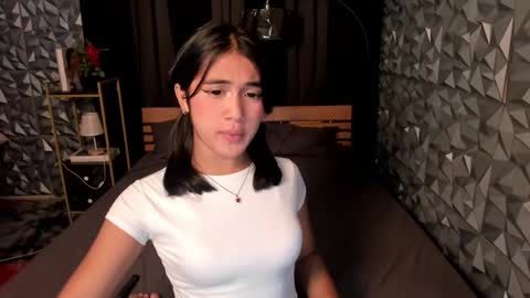 Snapshot of fushiaashley chatting on 01.19.25 ASHLEY online show from 01.19.25