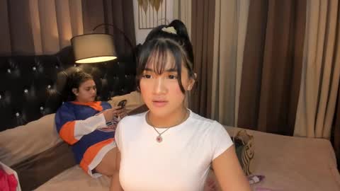 Snapshot of fushiaashley chatting on 02.11.25 ASHLEY online show from 02.11.25