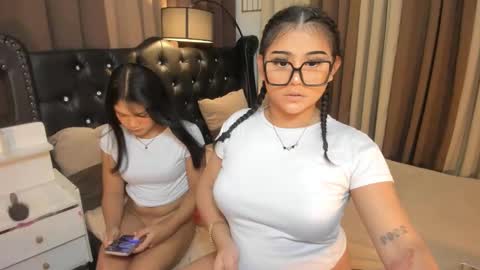 Snapshot of fushiaashley chatting on 03.05.25 ASHLEY online show from 03.05.25