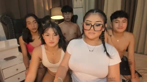 Snapshot of fushiaashley chatting on 03.11.25 ASHLEY online show from 03.11.25