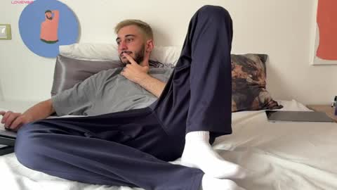 Snapshot of futa_fun chatting on 05.15.26 Futa online show from 05.15.26
