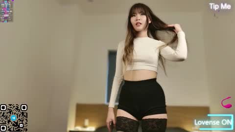 Snapshot of fuyomi chatting on 02.24.26 Fuyomi online show from 02.24.26