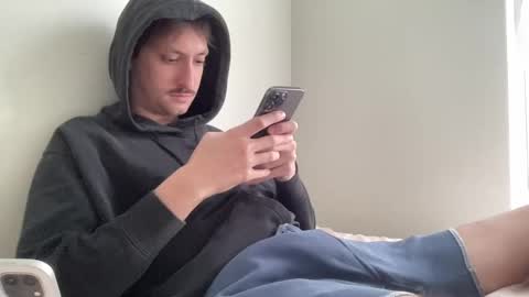 Snapshot of fuzzedpeach chatting on 11.01.25 fuzzedpeach online show from 11.01.25