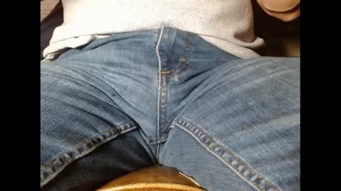 Snapshot of fuzzyblues chatting on 01.03.25 Fuzzy Blues online show from 01.03.25