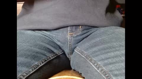 Snapshot of fuzzyblues chatting on 01.21.25 Fuzzy Blues online show from 01.21.25