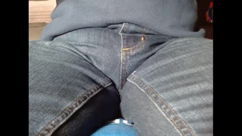 Snapshot of fuzzyblues chatting on 02.11.25 Fuzzy Blues online show from 02.11.25