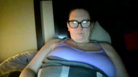 fuzzypeaches87 online show from 03.02.26