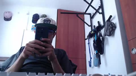Snapshot of fvckhorneyguy chatting on 05.06.26 andrew online show from 05.06.26
