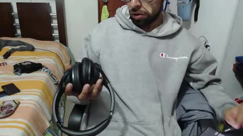 Snapshot of fvckhorneyguy chatting on 05.19.26 andrew online show from 05.19.26