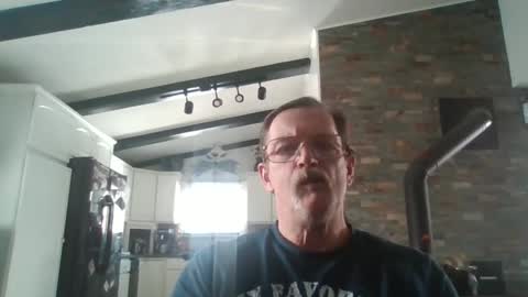 Snapshot of fxson8 chatting on 03.02.25 fxson8 online show from 03.02.25