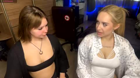 Snapshot of gaba_hard_ chatting on 05.12.26 gaba_hard_ online show from 05.12.26
