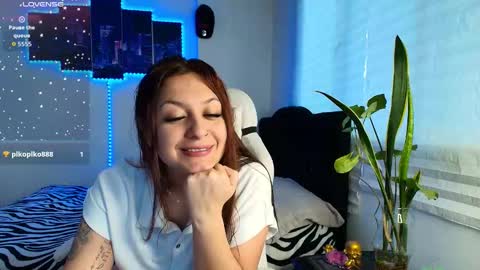 Snapshot of gabbie_kook chatting on 03.21.26 gabbie_kook online show from 03.21.26