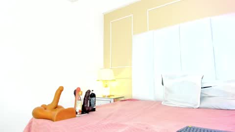 Snapshot of gabbiie_carterr chatting on 02.12.25 Gabie online show from 02.12.25