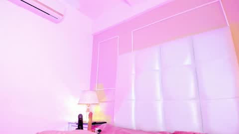 Snapshot of gabbiie_carterr chatting on 03.08.25 Gabie online show from 03.08.25