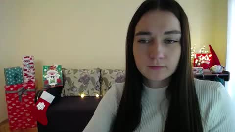 Jaklin online show from 12.19.24