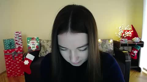 Jaklin online show from 12.21.24