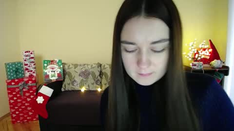 Jaklin online show from 12.21.24