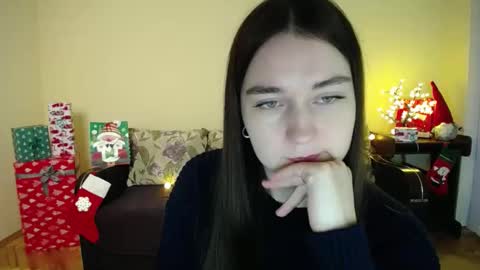 Jaklin online show from 12.24.24