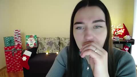 Jaklin online show from 12.28.24